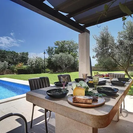 Villa Nina