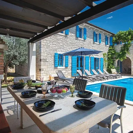 Villa Nina